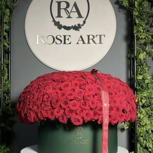 Luxury 600 Red Roses Leather Box